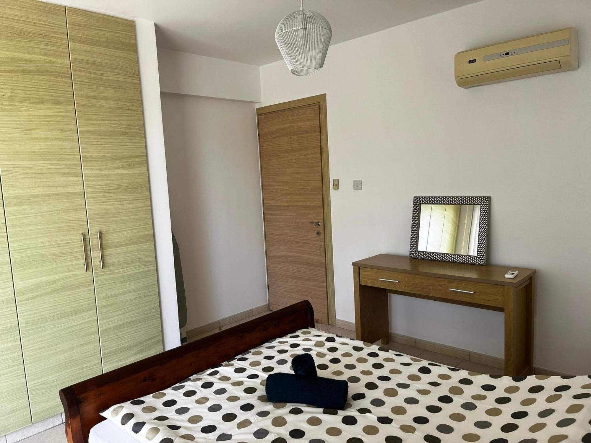 Hana Nissi Apartament *